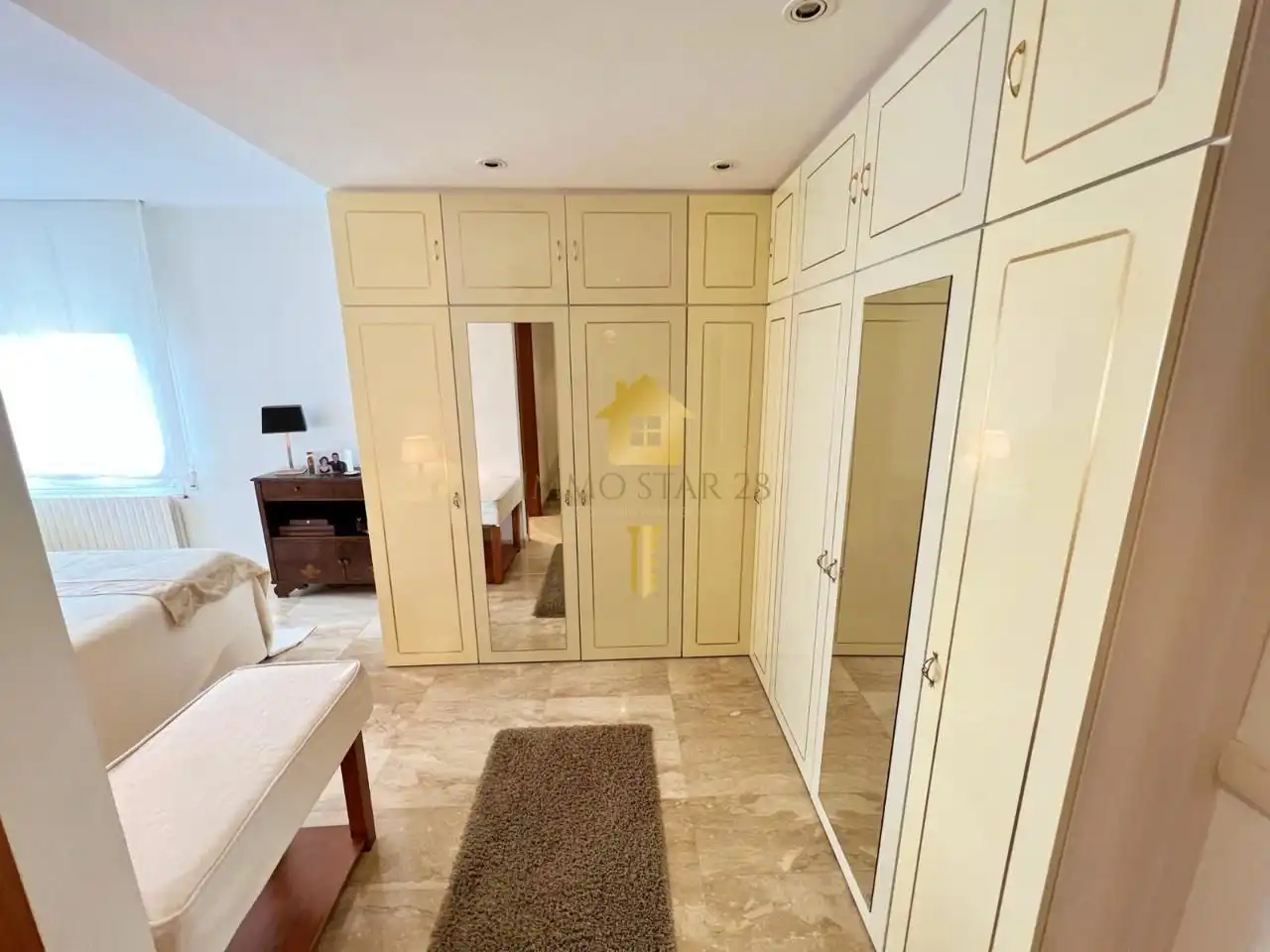 Dormitori de Casa o xalet en venda en La Bisbal d'Empordà amb Aire condicionat, Jardí privat i Terrassa