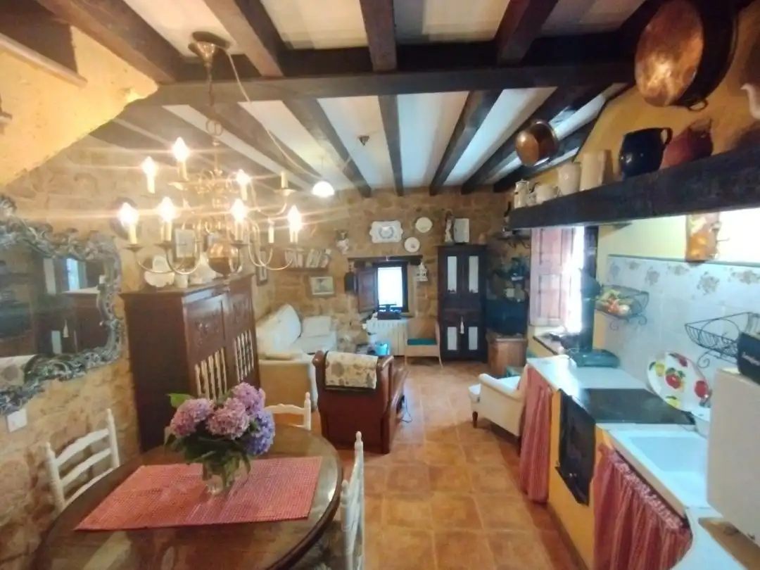 Cocina de Casa o chalet en venta en Valle de Tobalina con Calefacción y Amueblado