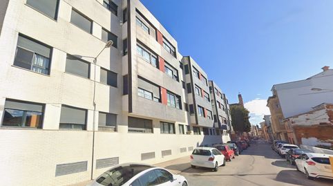 Image 2 of the listing