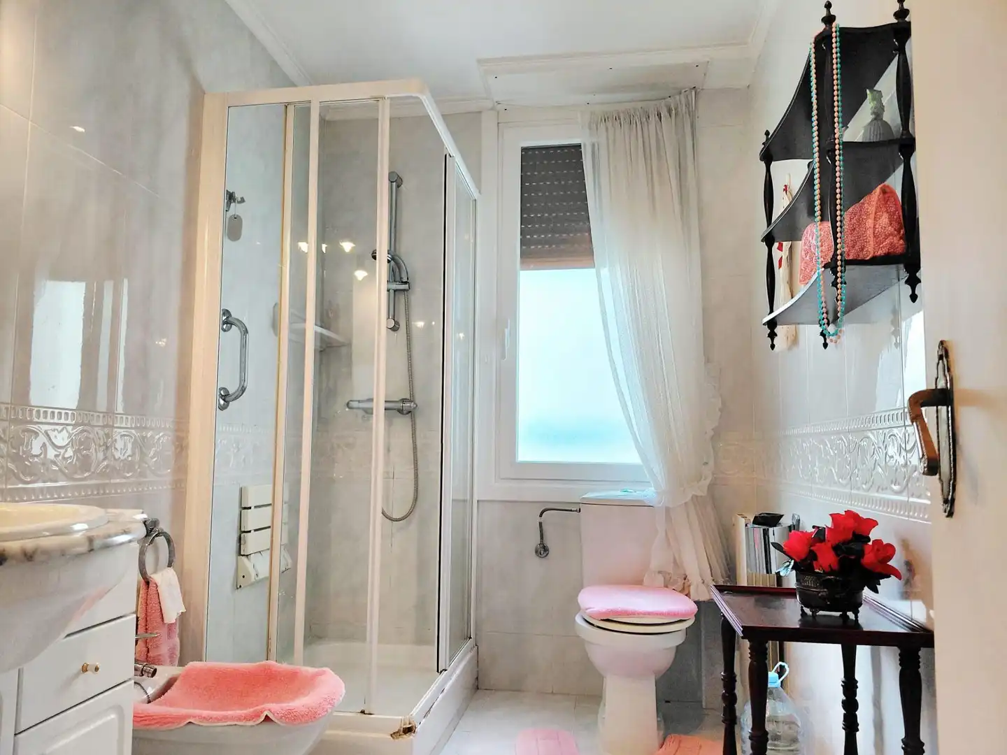 Baño de Piso en venta en Getxo  con Calefacción, Terraza y Amueblado