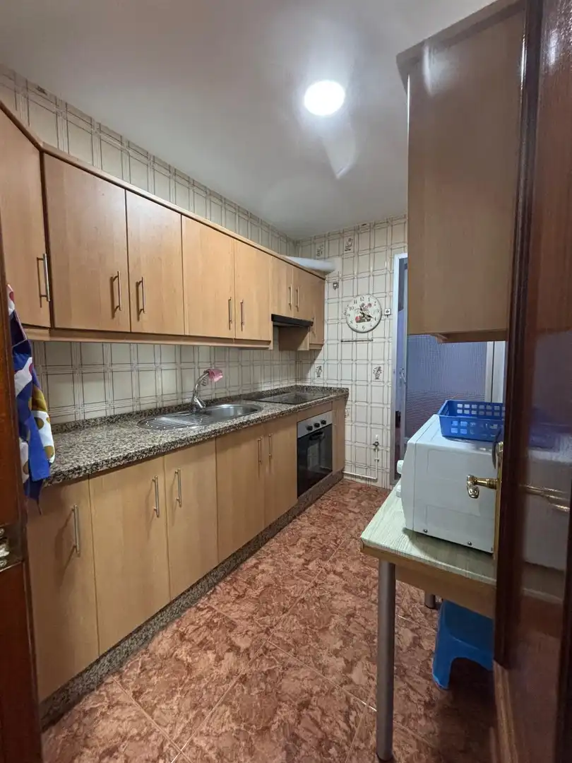 Cocina de Piso de alquiler en Granada con Aire acondicionado y Amueblado
