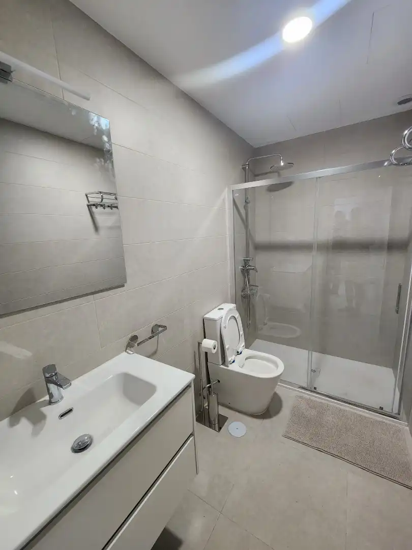 Bathroom of Apartments for rent in Puerto Deportivo