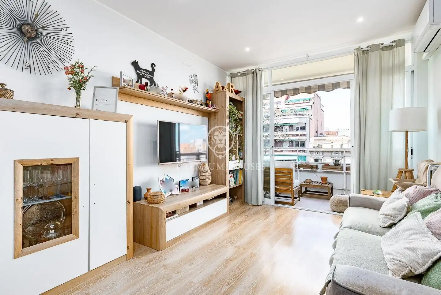 Sala de estar de Piso en venta en Barcelona con Aire acondicionado, Calefacción y Balcón
