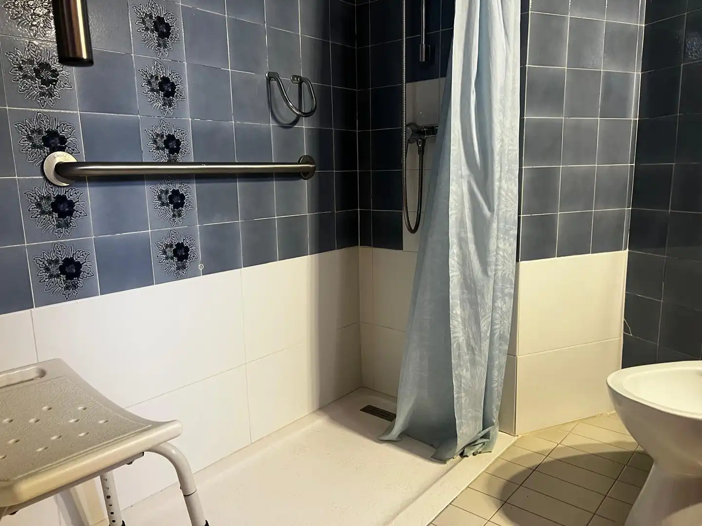 Bany de Àtic en venda en Santa Coloma de Farners amb Aire condicionat, Calefacció i Terrassa