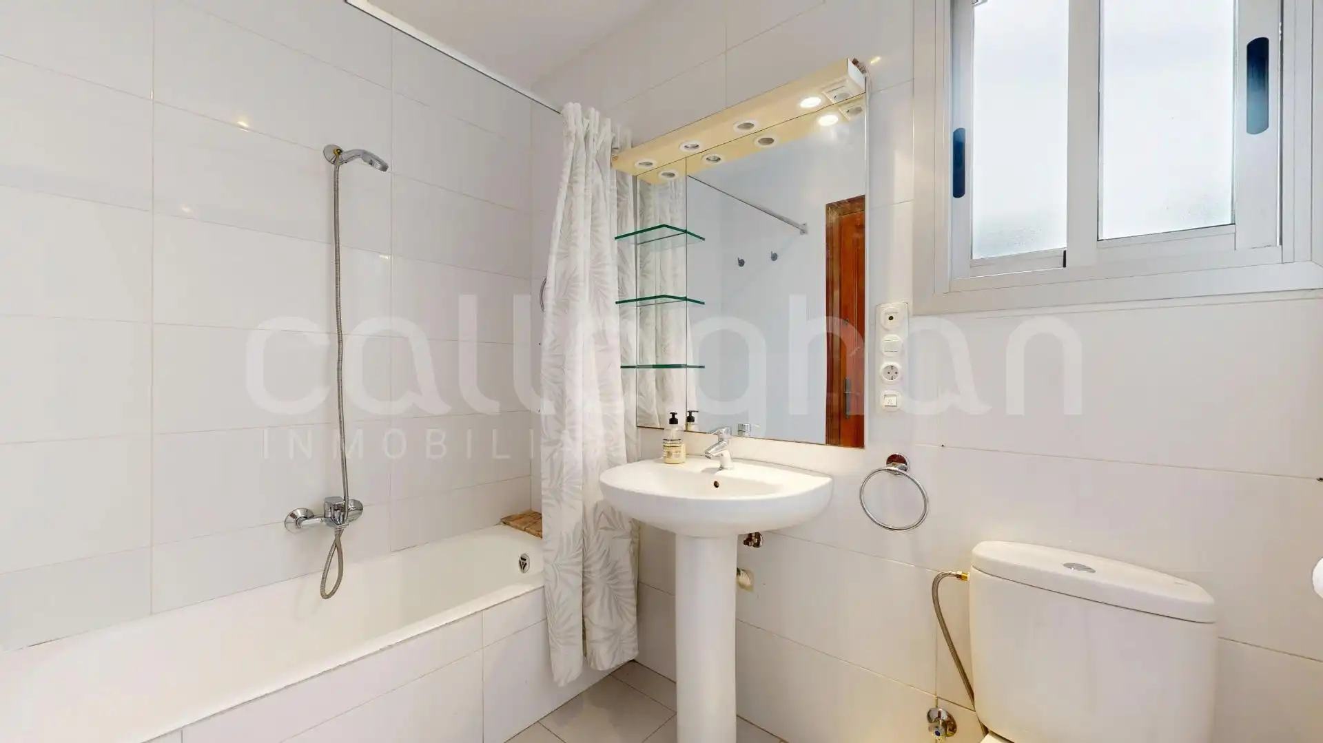 Wohnung zur Miete in Calle CISCAR, Gran Via