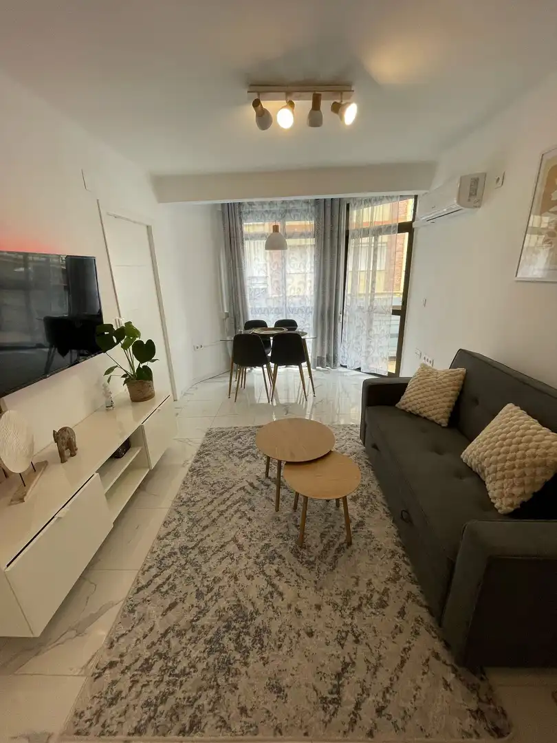 Sala de estar de Piso de alquiler en Vélez-Málaga con Aire acondicionado, Calefacción y Terraza