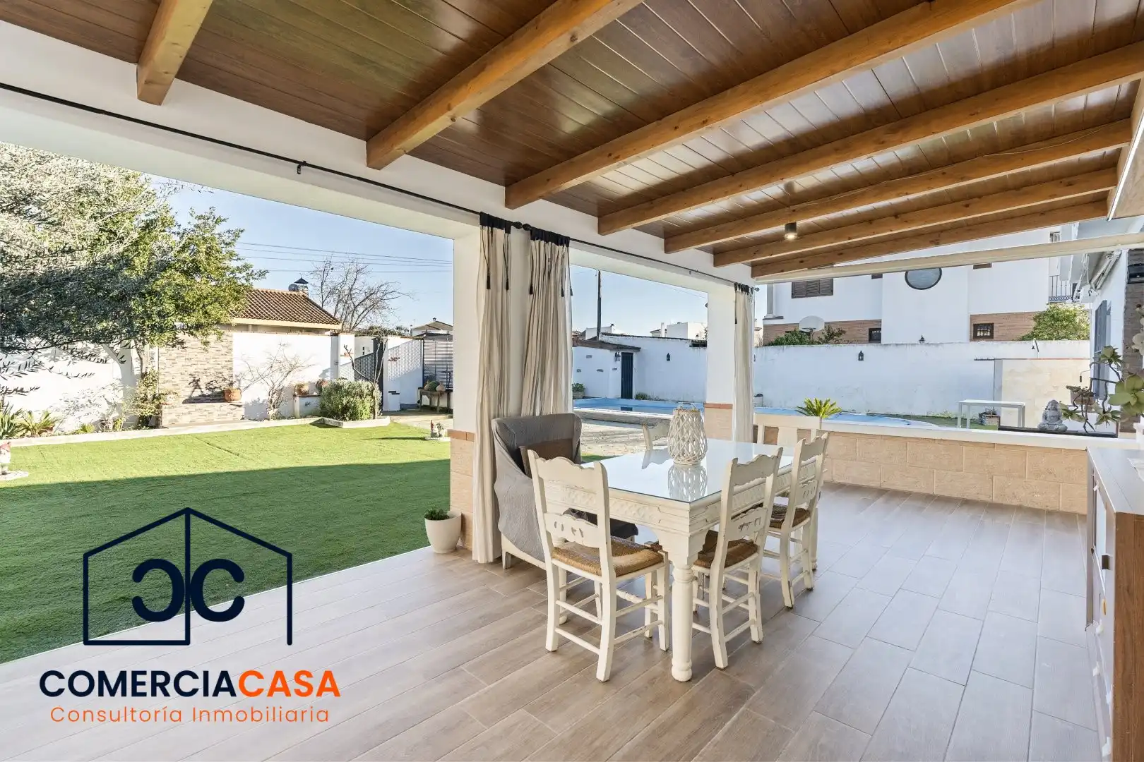 Vista exterior de Casa o xalet en venda en Las Gabias amb Aire condicionat, Jardí privat i Traster