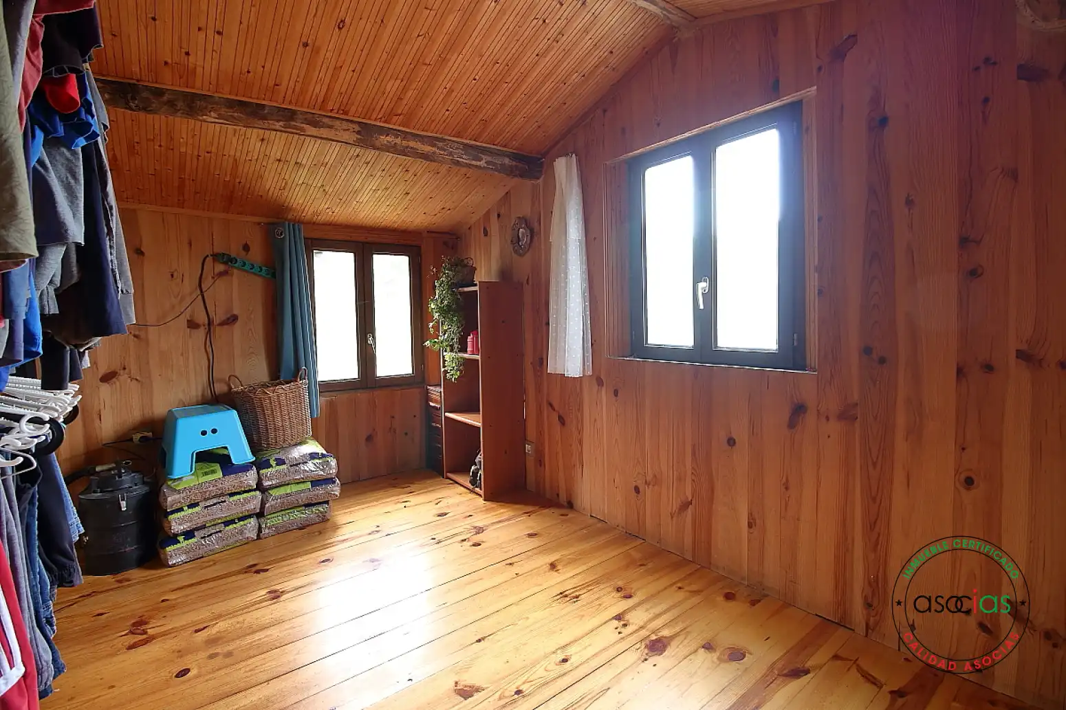 Sala de estar de Casa adosada en venta en Siero con Calefacción, Jardín privado y Terraza