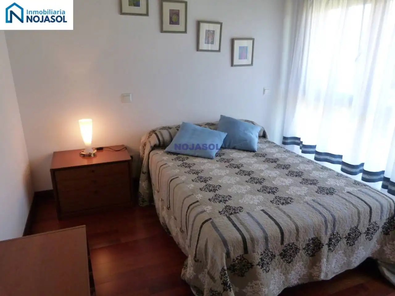 Schlafzimmer von Einfamilien-Reihenhaus zum Verkauf in Bareyo mit Heizung, Terrasse und Möbliert