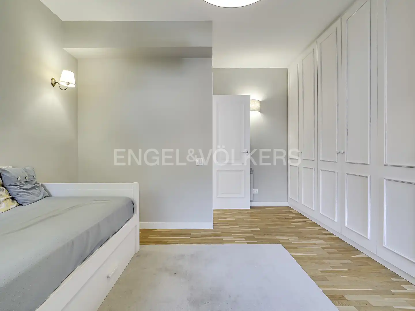 Dormitori de Casa adosada de lloguer en Sant Cugat del Vallès amb Aire condicionat, Calefacció i Jardí privat