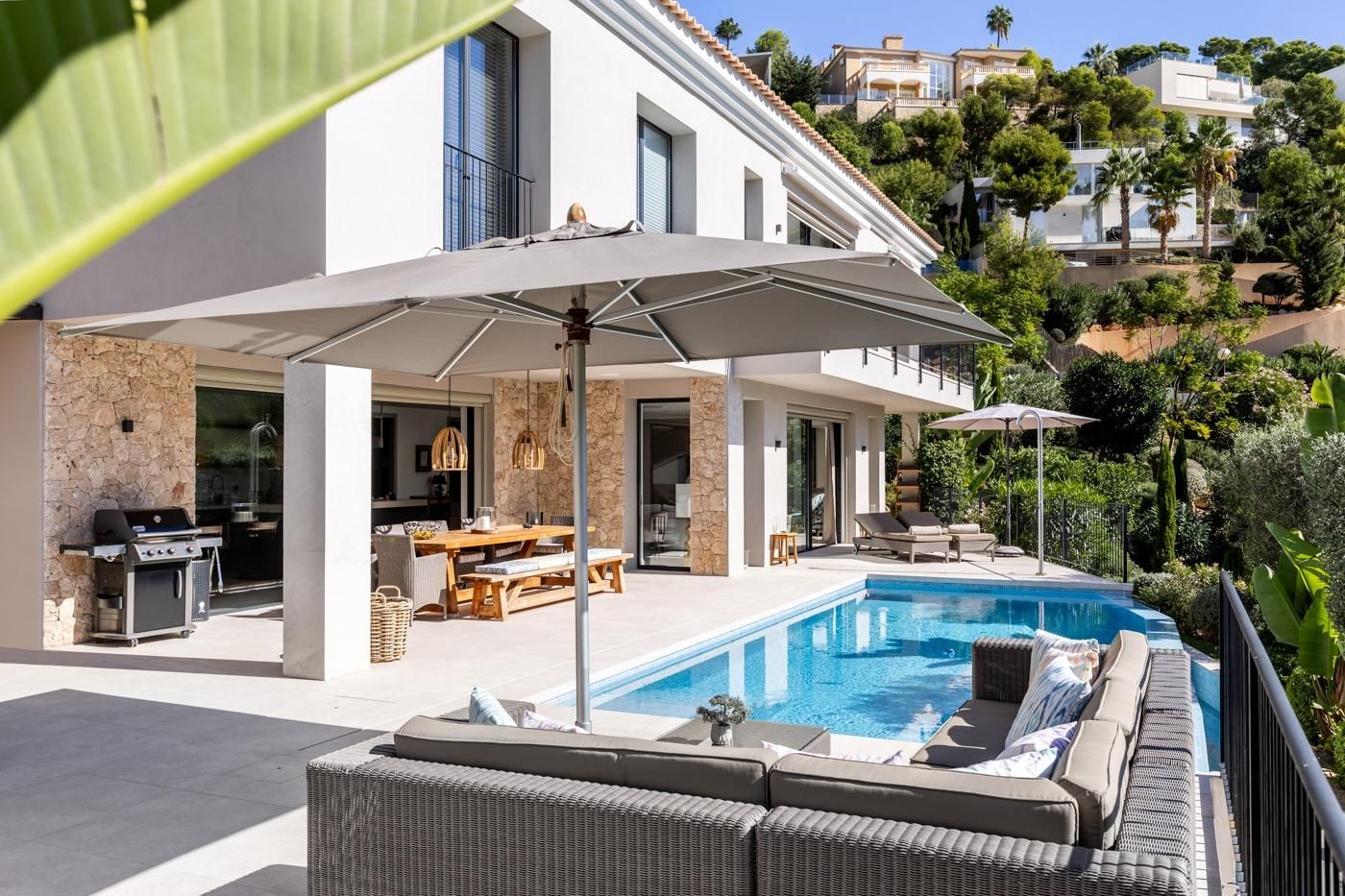Terrassa de Casa o xalet en venda en Calvià amb Aire condicionat, Calefacció i Jardí privat