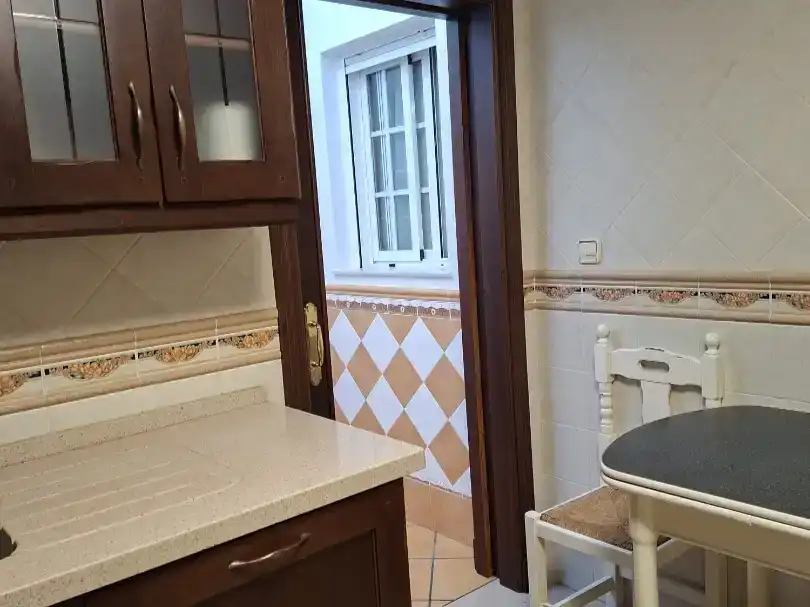 Bany de Pis en venda en Bornos amb Aire condicionat, Jardí privat i Moblat