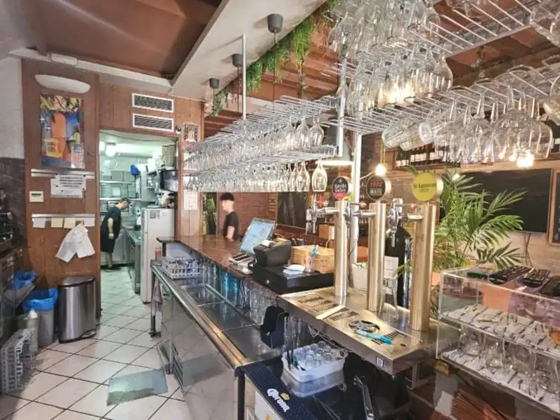 Local comercial en traspàs a Plaça Ocata 9, imagen 11