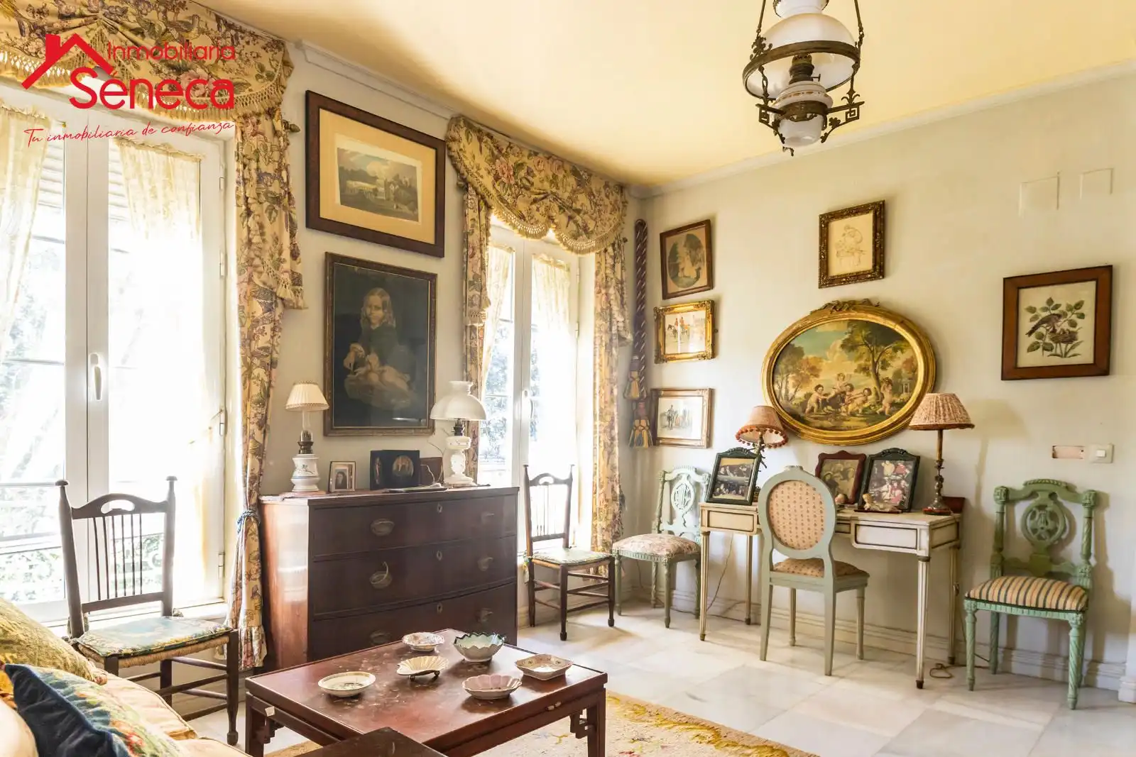 Sala de estar de Casa o chalet en venta en Córdoba con Aire acondicionado, Calefacción y Piscina