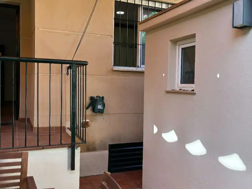 Terrasse von Maisonette zur Miete in Dos Hermanas mit Klimaanlage, Privatgarten und Abstellraum