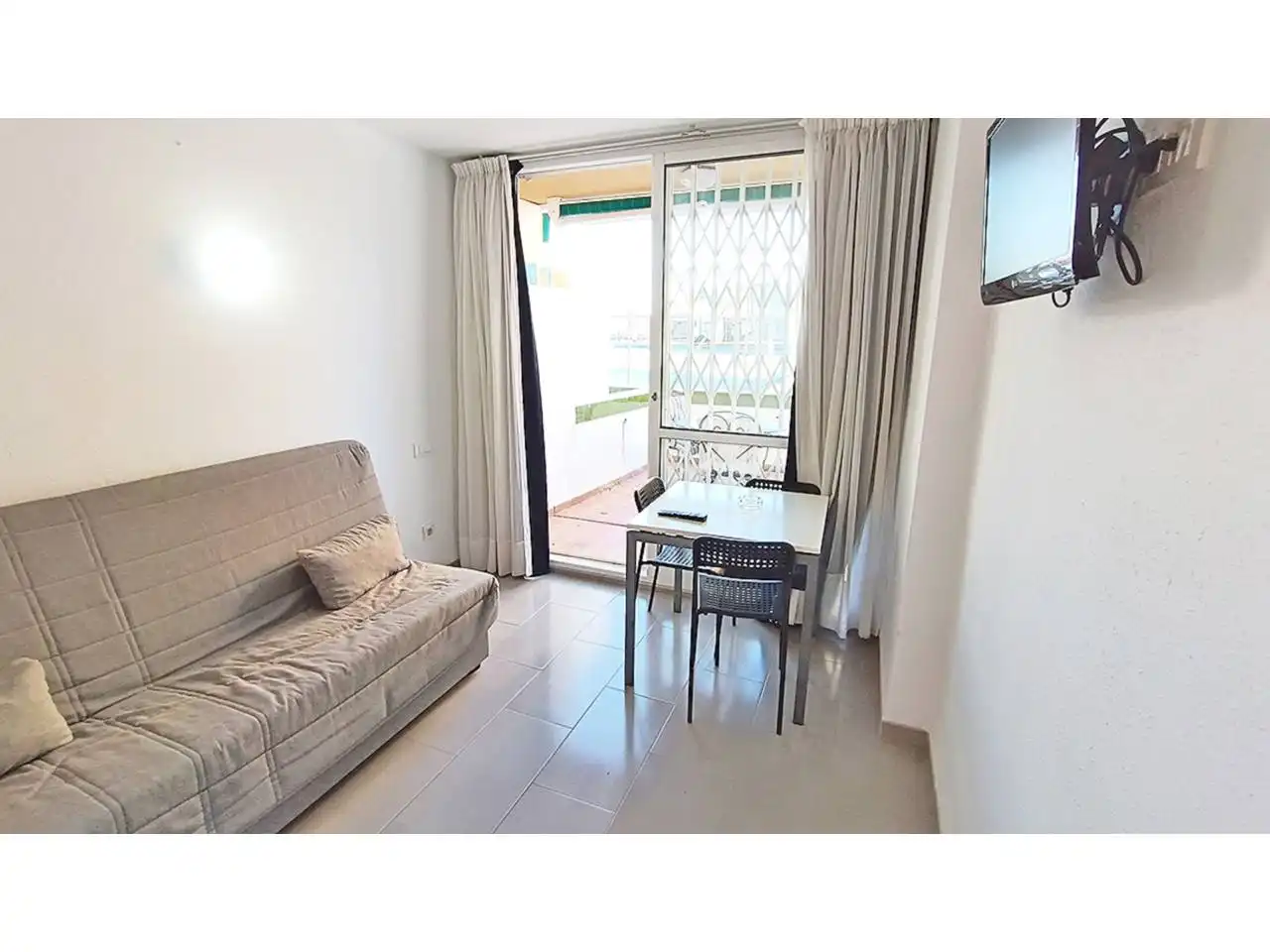 Habitación de Estudio en venta en Peñíscola / Peníscola con Terraza, Amueblado y Piscina comunitaria