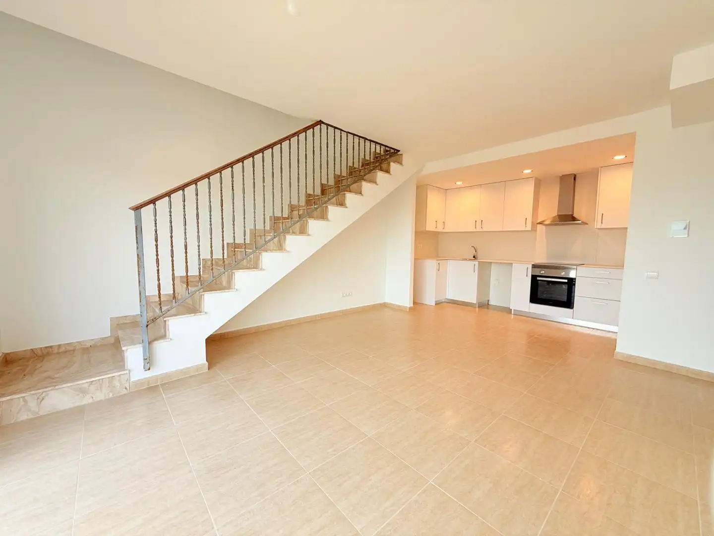 Attic for sale in Deltebre  with Terrace and Balcony