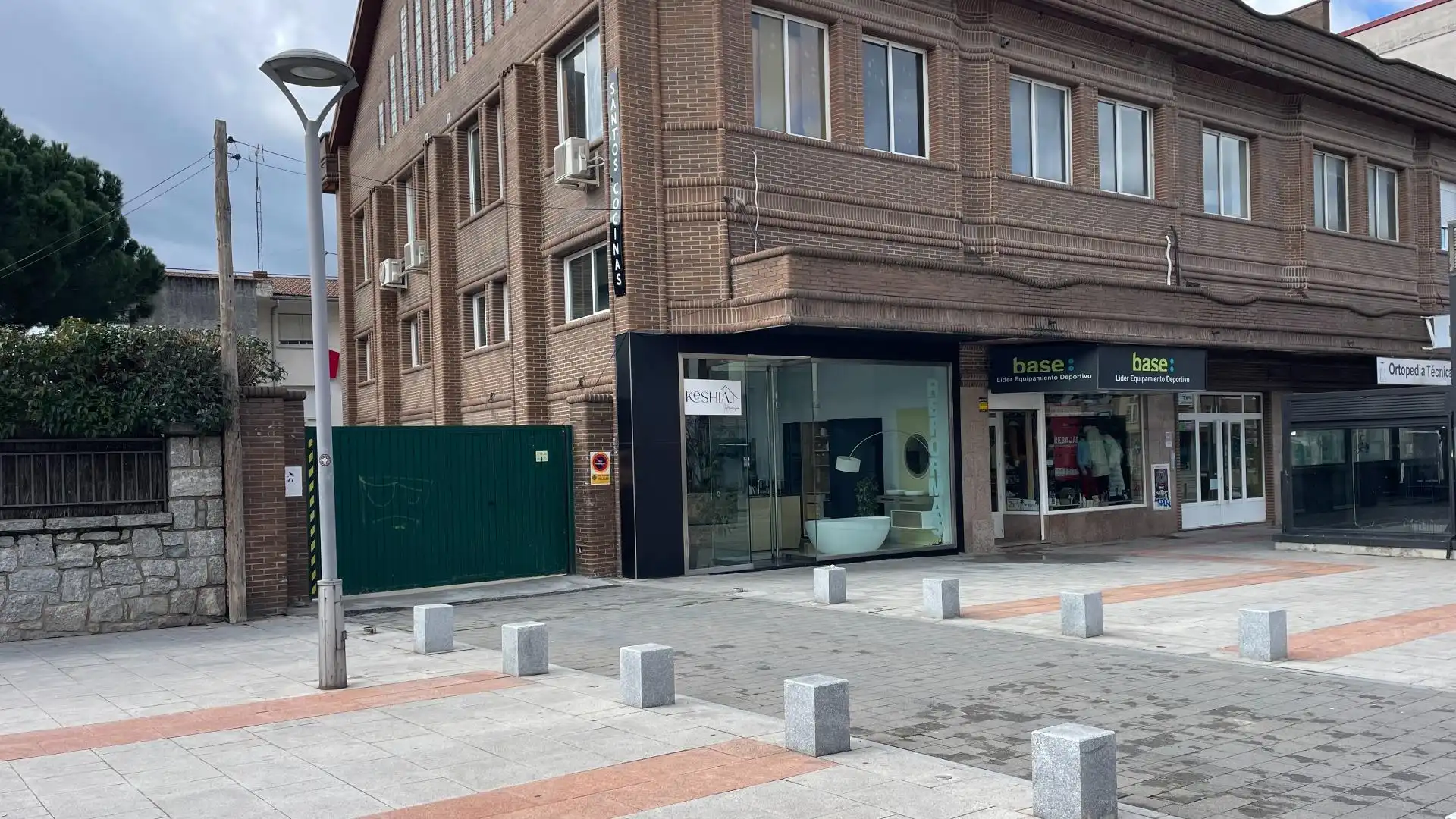 Gewerbefläche zum Verkauf in Villalba Estación