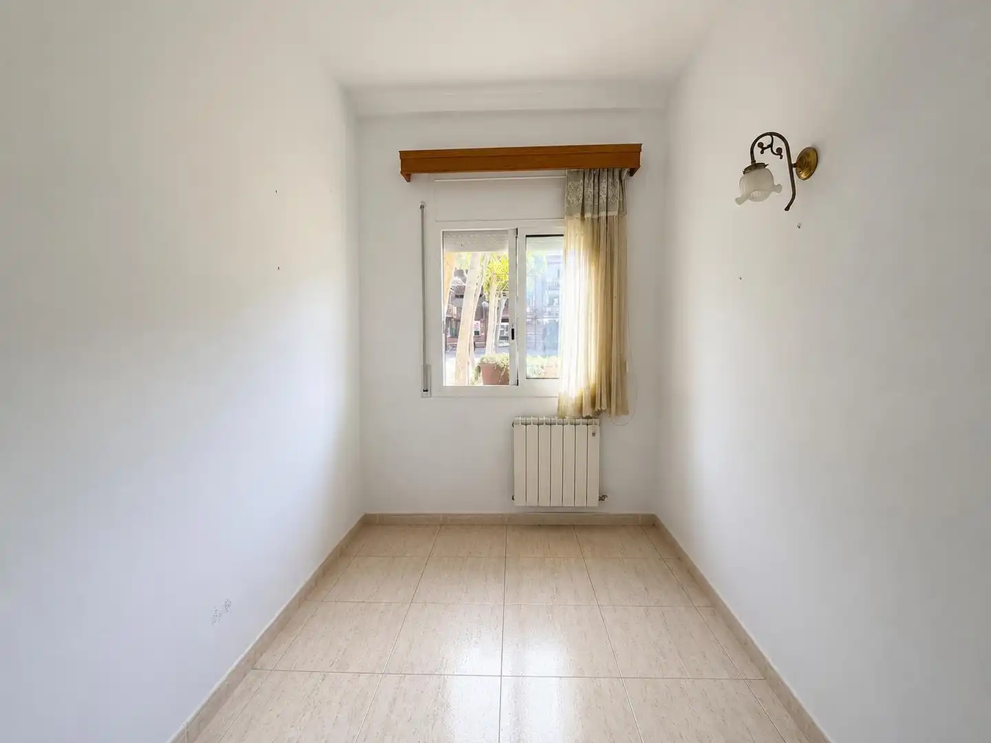 Schlafzimmer von Wohnung zum Verkauf in Palamós mit Klimaanlage, Terrasse und Möbliert