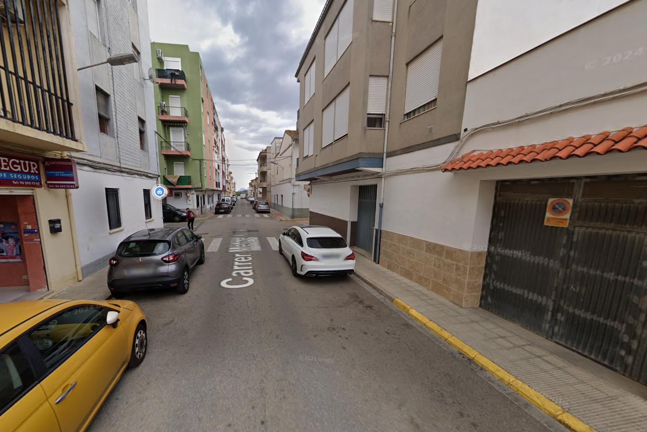 Vista exterior de Pis en venda en Almoines