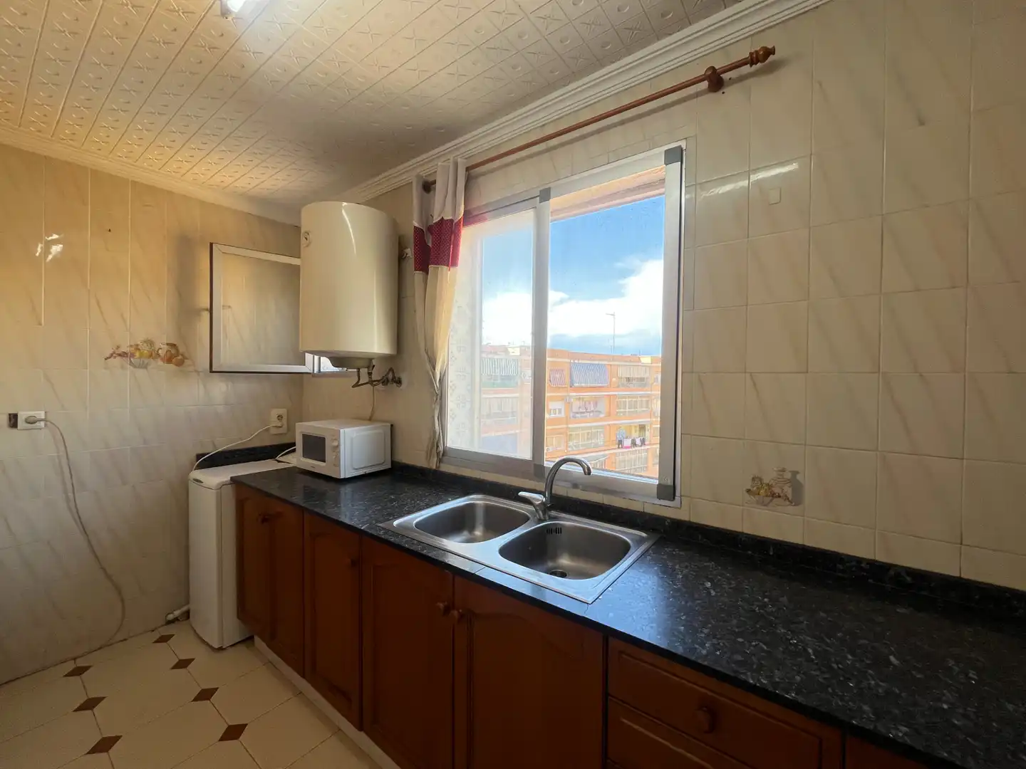 Cuina de Pis en venda en Sagunto / Sagunt amb Moblat, Forn i Microones
