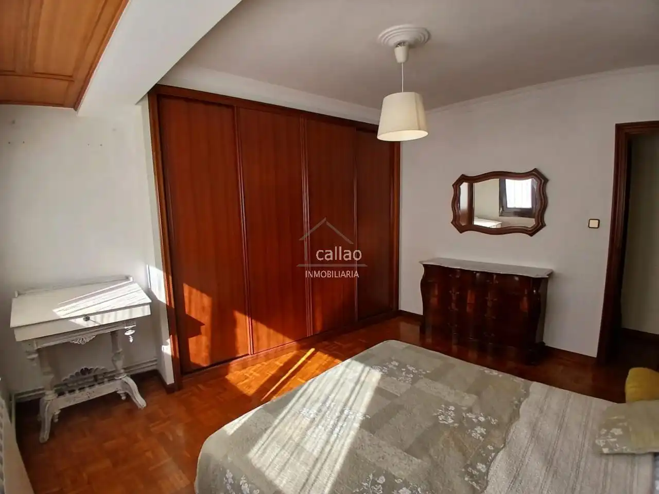 Bedroom of Flat for rent in Ferrol  with Heating and Furnished