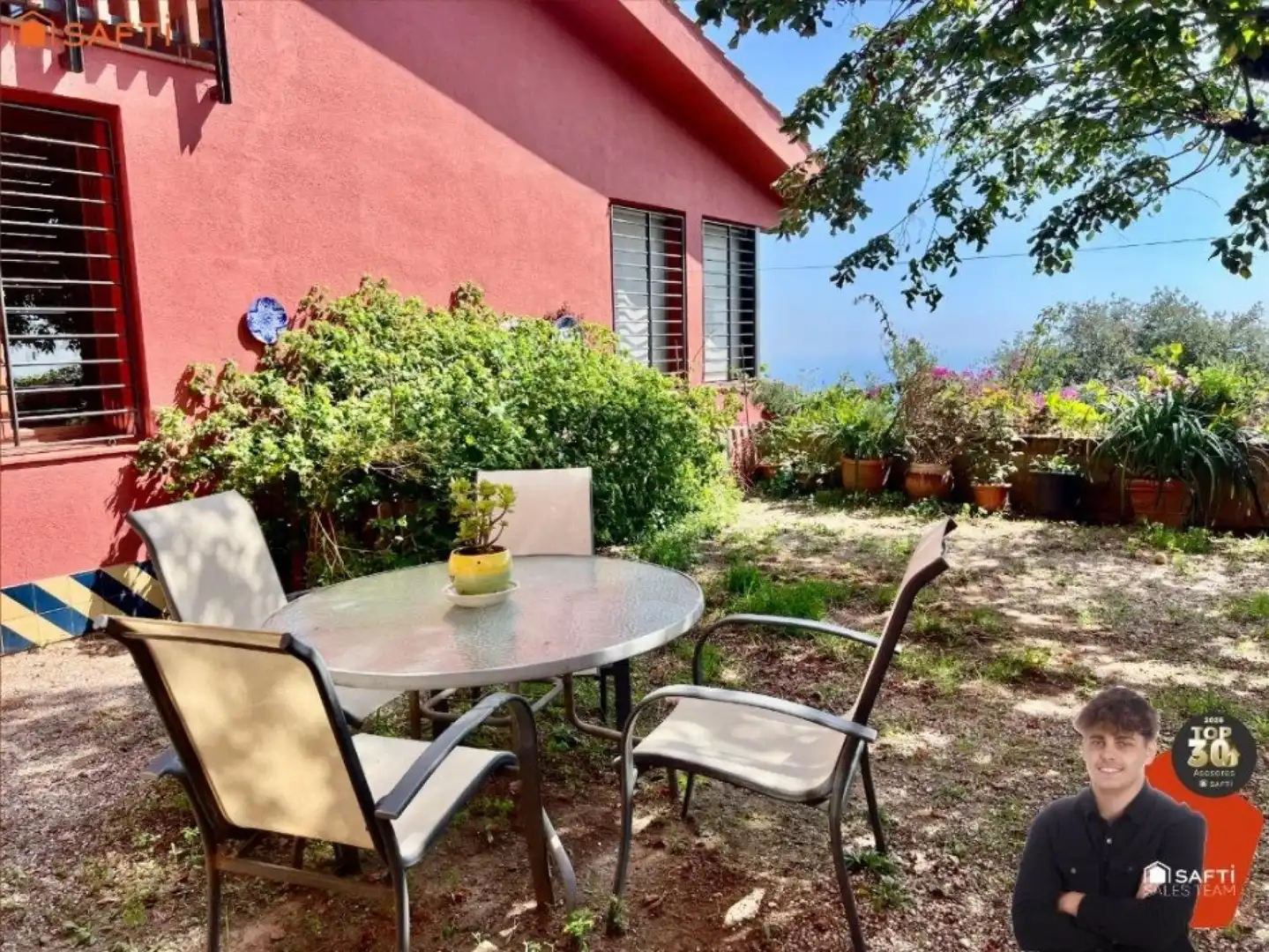 Garden of Houses for sale in Mataró  with Air Conditioner, Terrace and Balcony