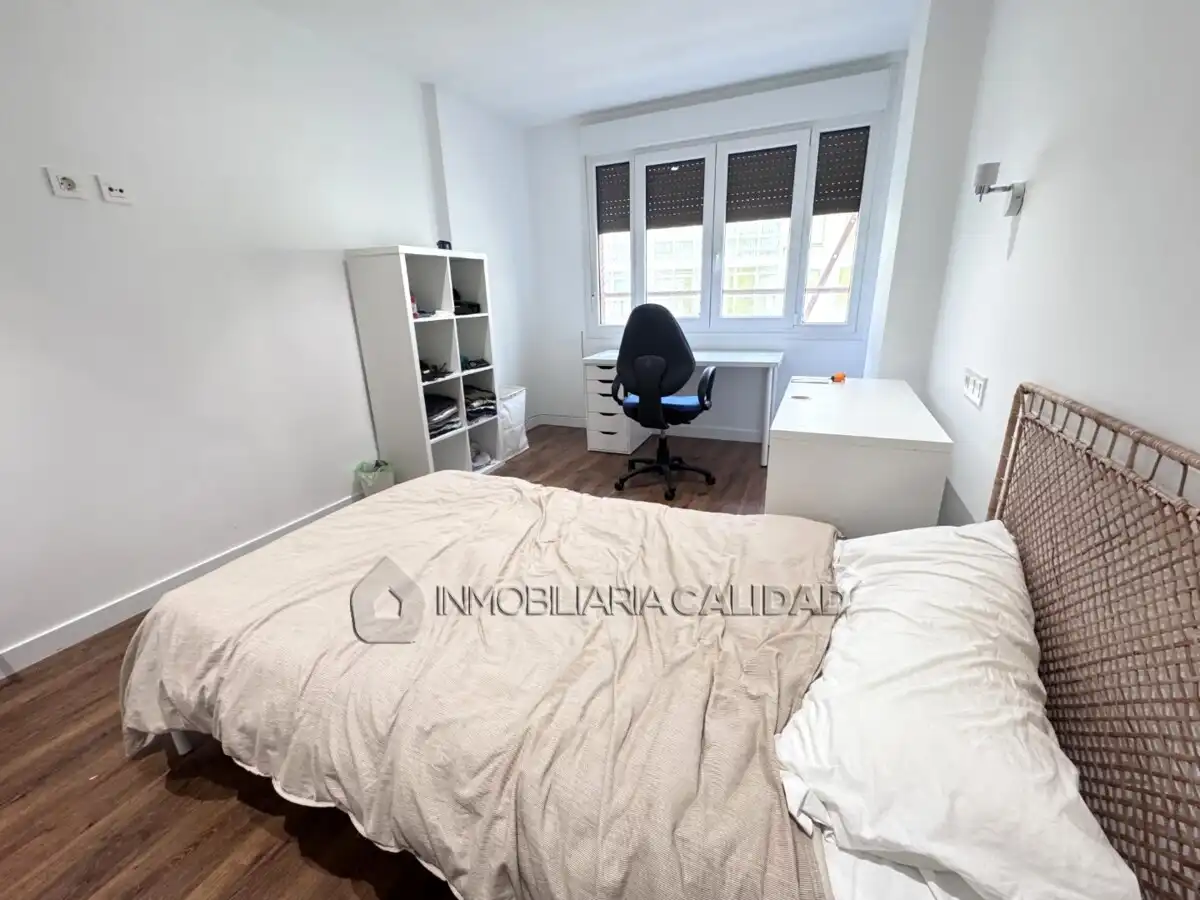 Bedroom of Flat for rent in Burgos  with Heating and Terrace