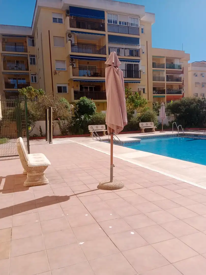 Piscina de Piso en venta en Rincón de la Victoria con Aire acondicionado, Terraza y Piscina comunitaria