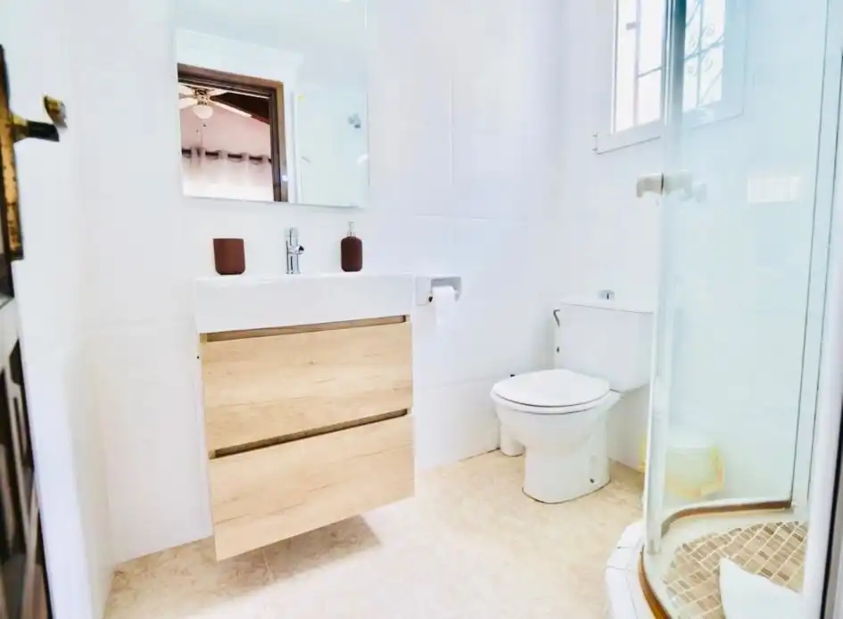 Bathroom of Houses for rent in Dénia  with Air Conditioner, Heating and Private garden