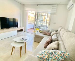 Living room of Flat to rent in Torrevieja  with Air Conditioner, Terrace and Swimming Pool