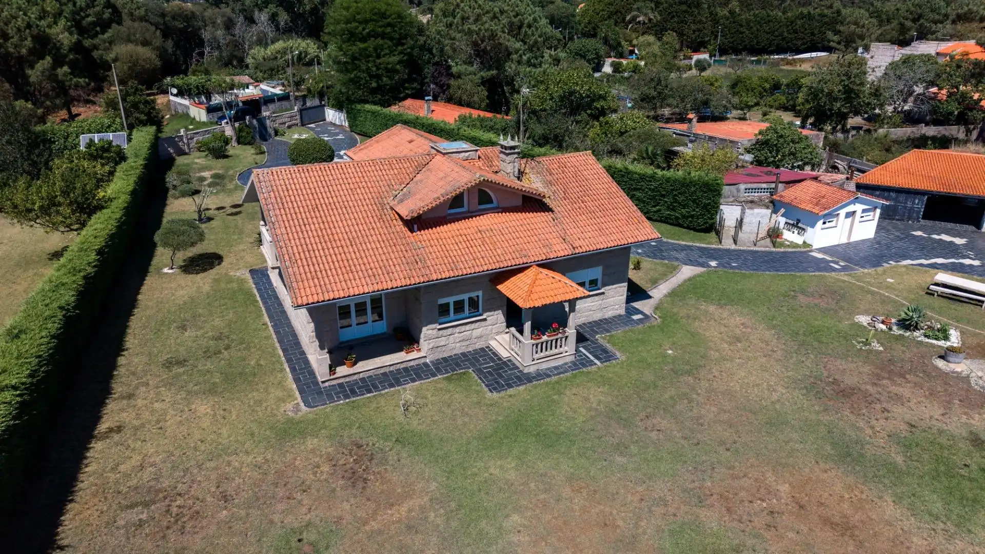 Vista exterior de Casa o chalet en venta en A Illa de Arousa  con Calefacción, Jardín privado y Terraza