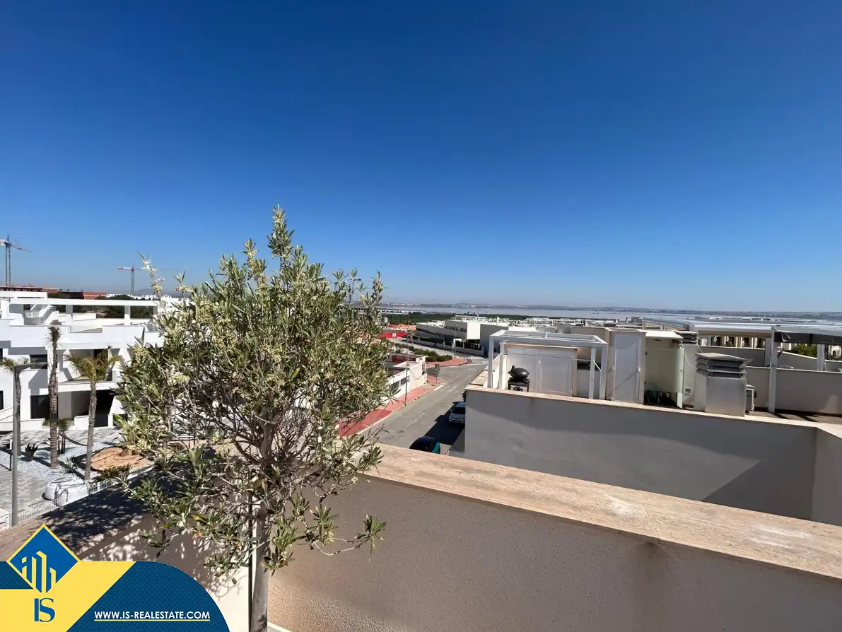 Bungalow con piscina en venta en Los Balcones - Los Altos, imagen 23