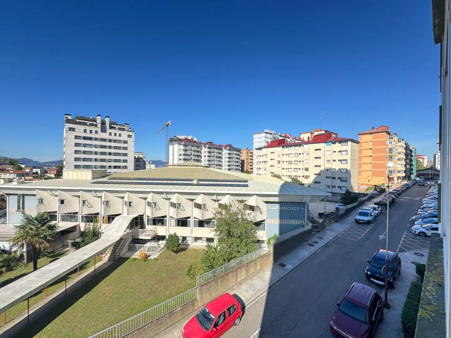 Vista exterior de Piso en venta en Vigo  con Calefacción y Trastero