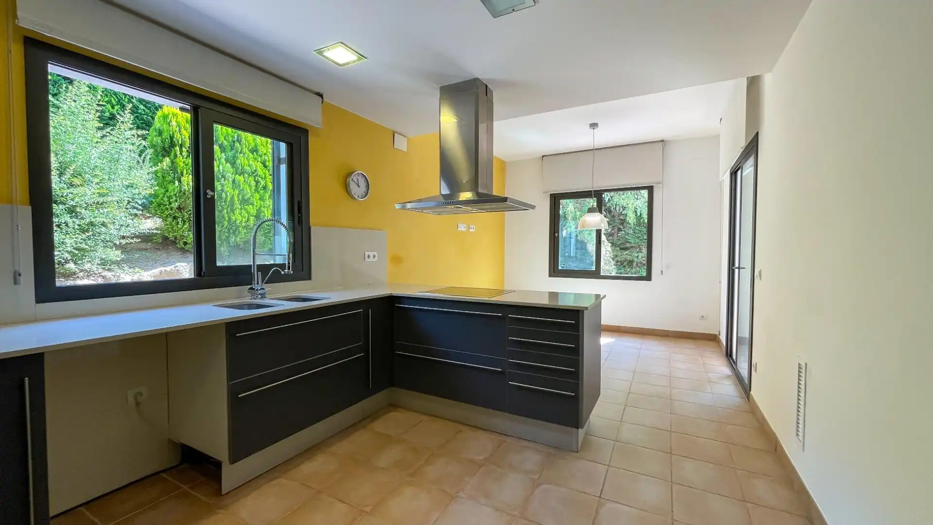 Kitchen of Houses for sale in Sant Pol de Mar  with Air Conditioner, Heating and Private garden