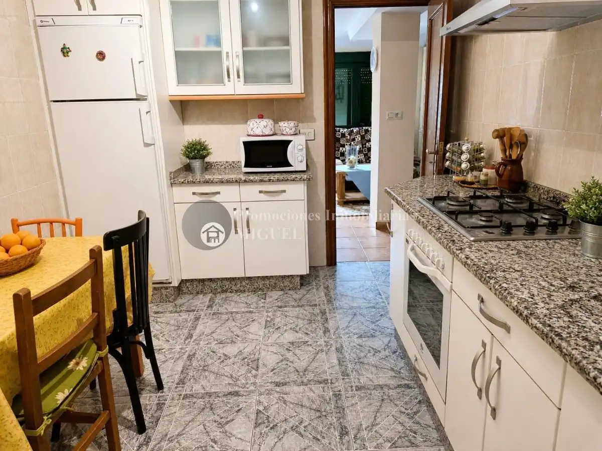 House with garden for sale in Riós, imagen 4