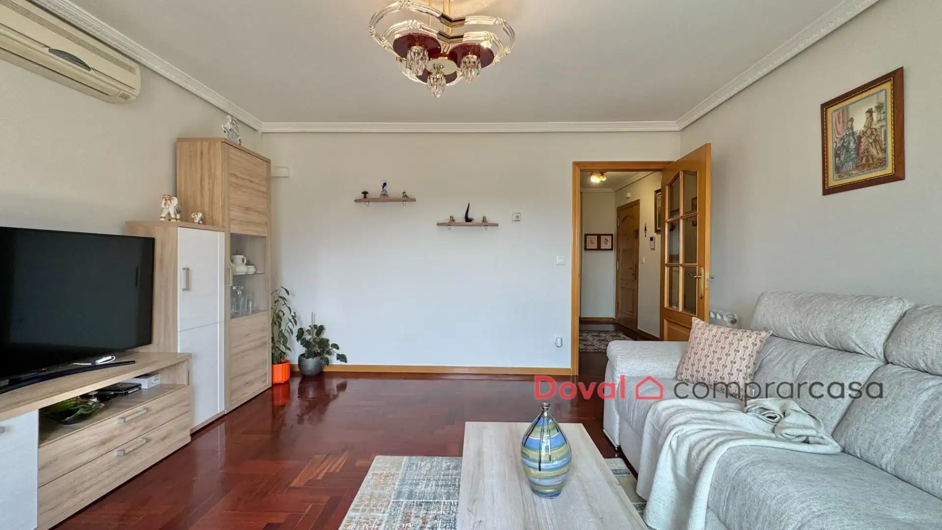 Living room of Attic for sale in Tui  with Air Conditioner, Heating and Parquet flooring