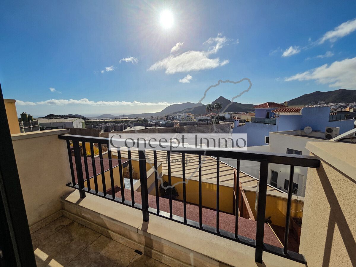Exterior view of Flat for sale in Arona  with Terrace, Storage room and Balcony