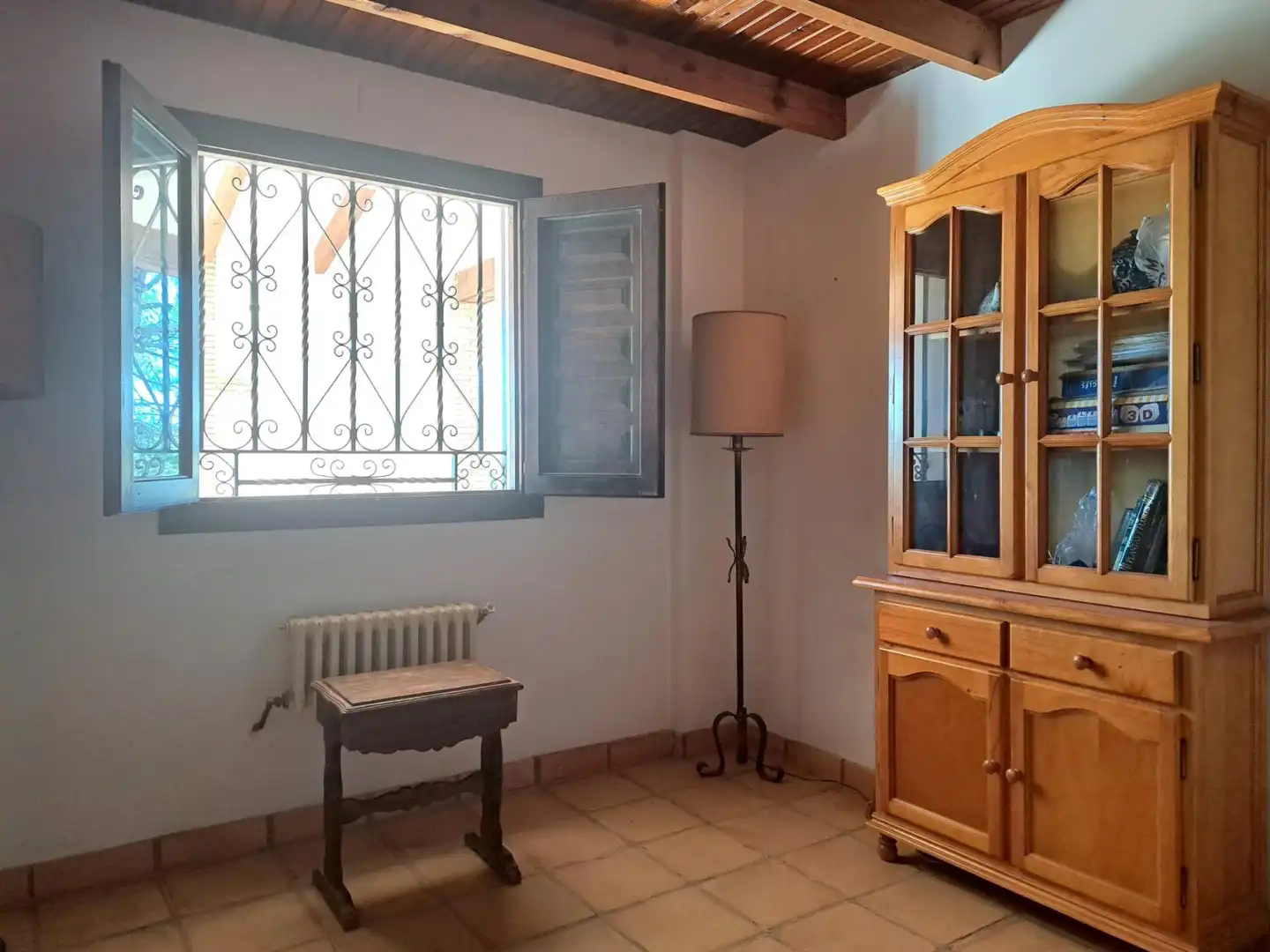 Country homes for sale in Cortes de Pallás  with Heating and Swimming Pool