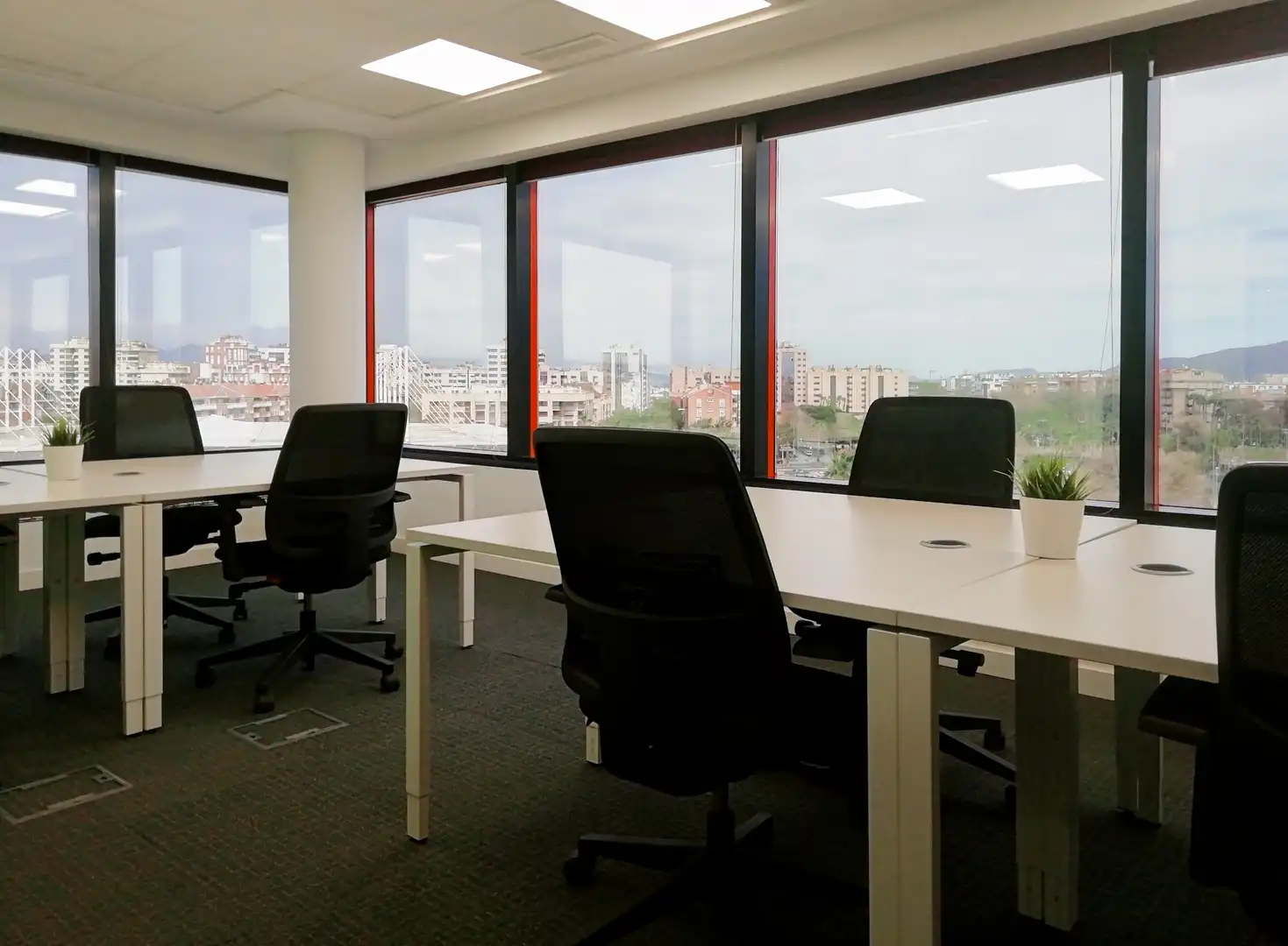 Büro zur Miete in Murcia mit Klimaanlage, Heizung und Möbliert