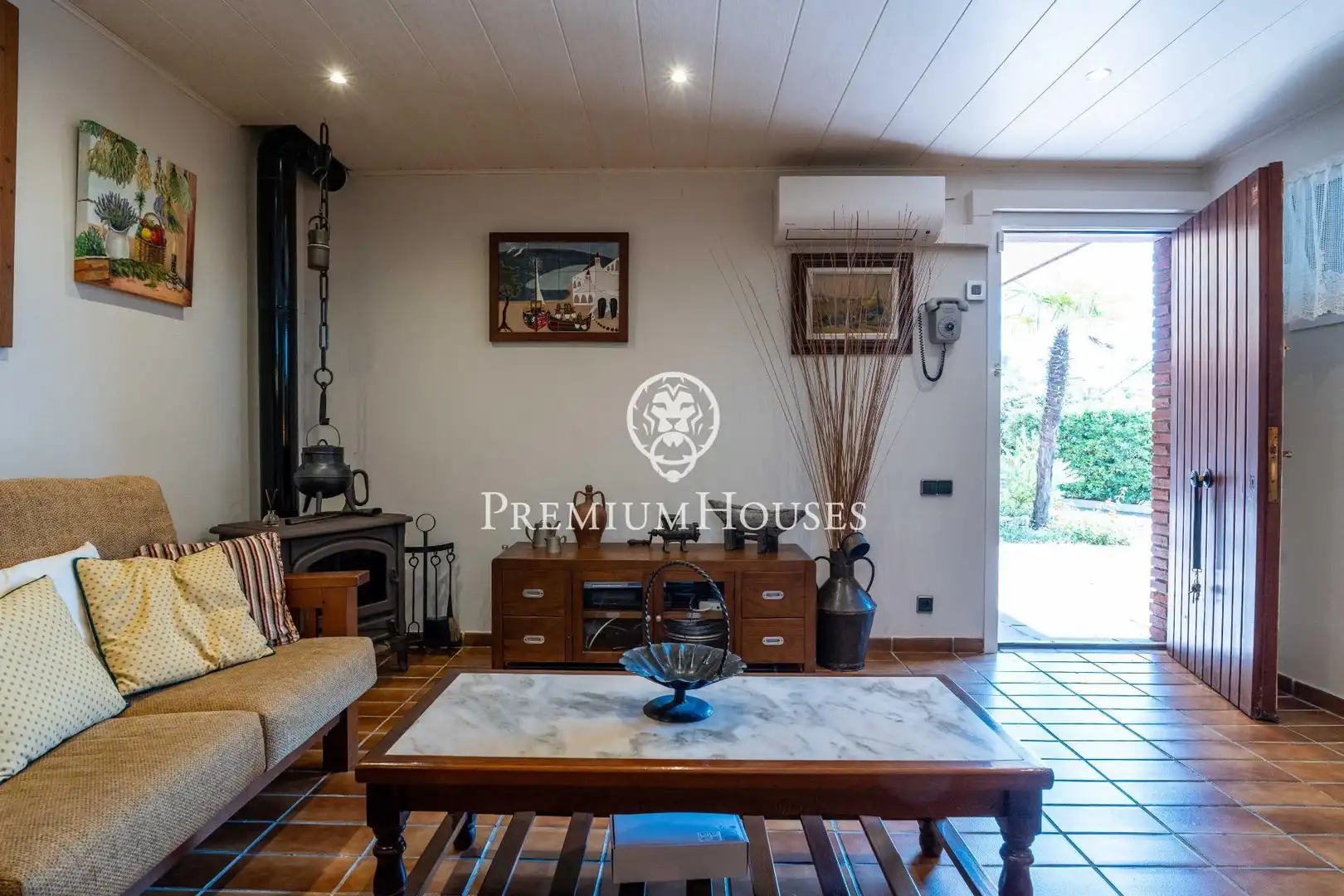 Living room of Houses for sale in Calafell  with Air Conditioner, Heating and Private garden