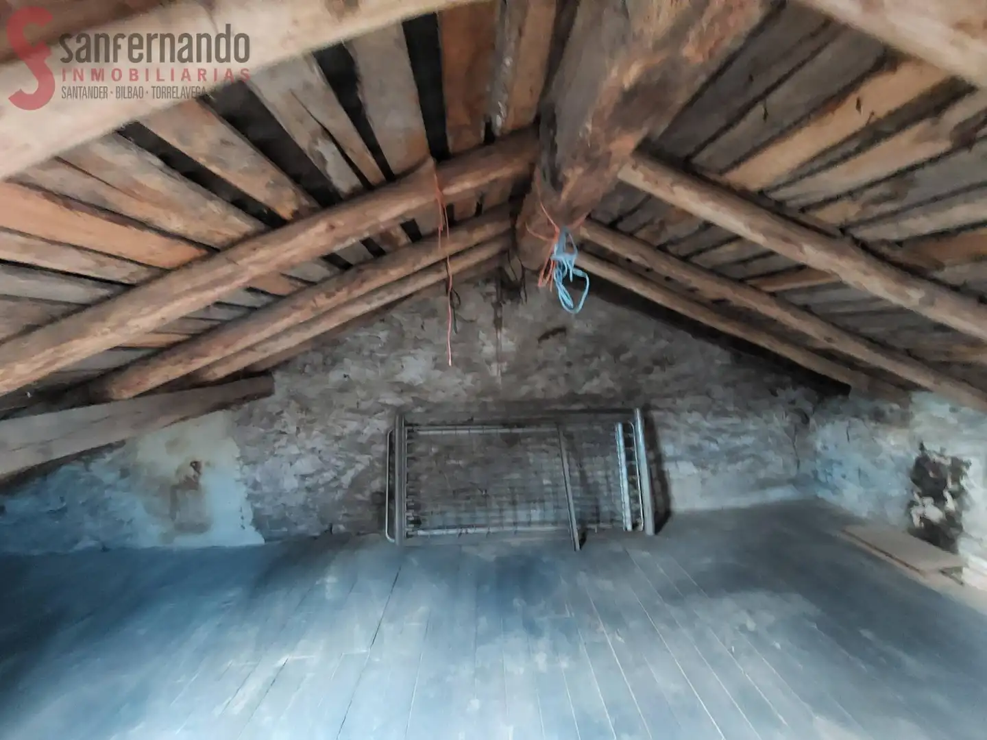 Casa o xalet en venda en Corvera de Toranzo amb Balcó