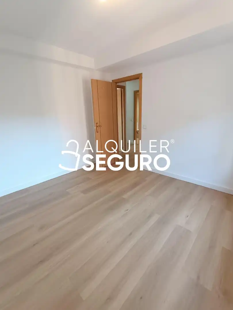 Flat for rent in Polonia, El Carrascal