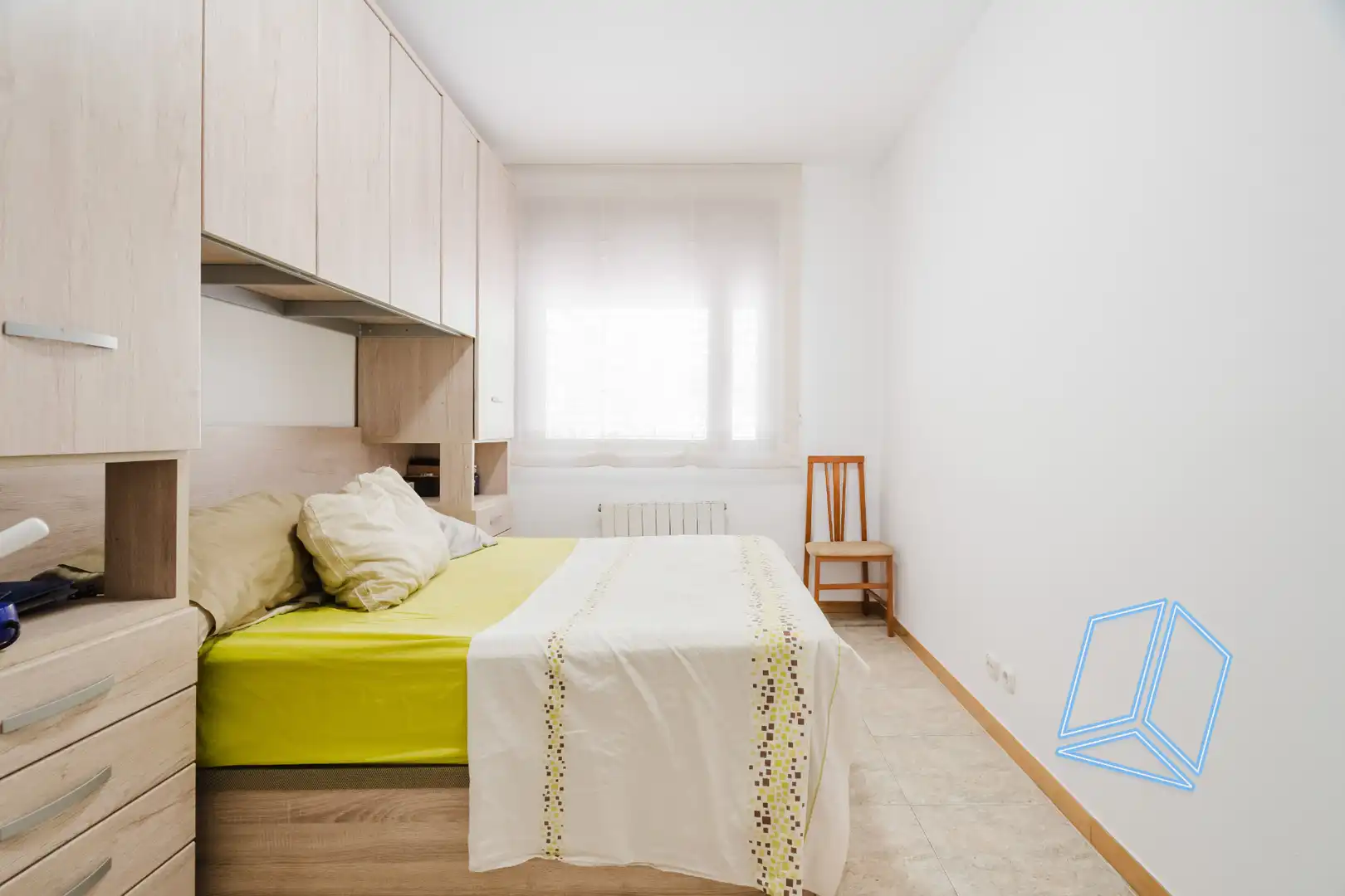 Habitación de Piso en venta en Sabadell con Calefacción, Terraza y Trastero