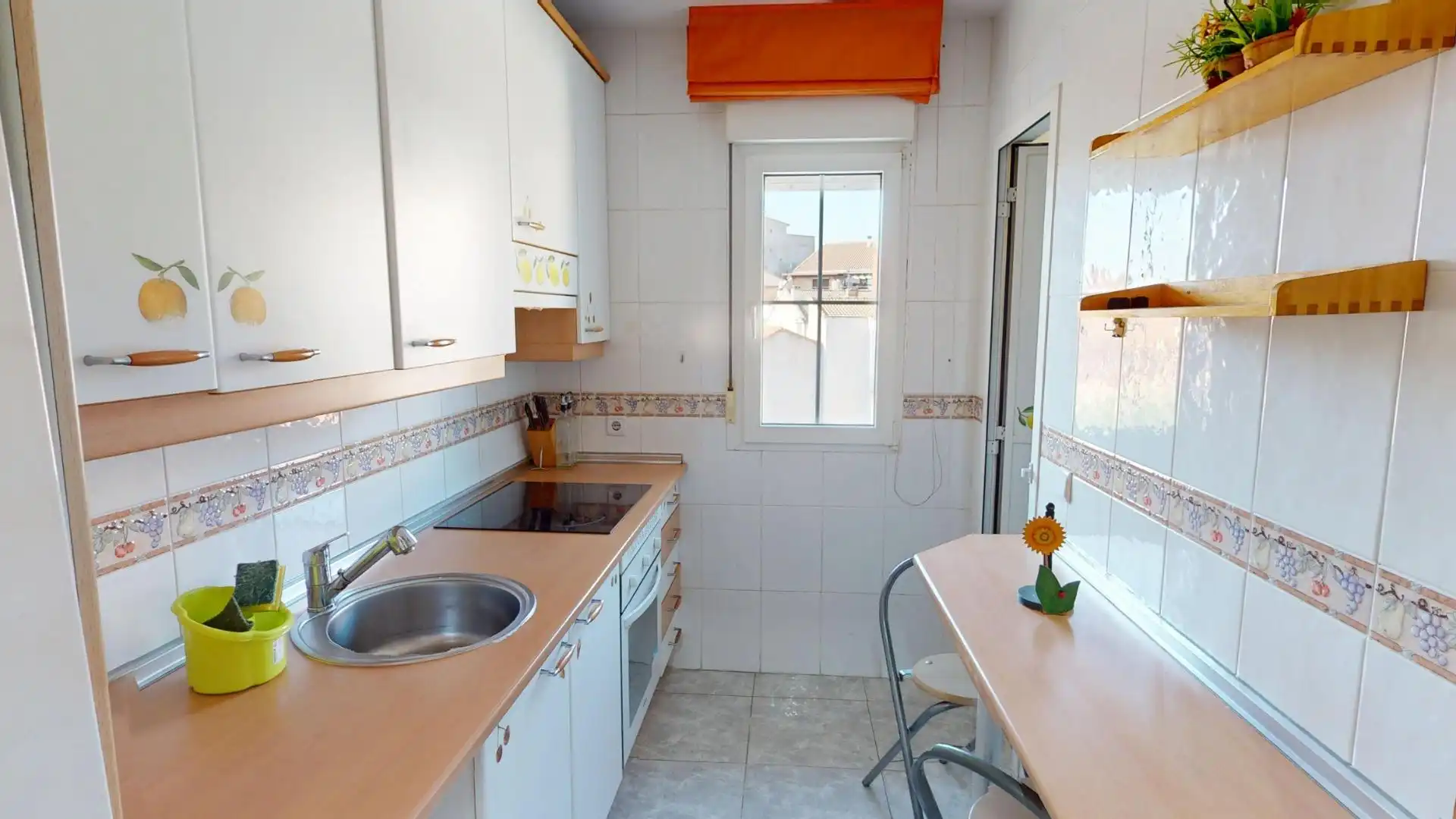 Kitchen of Flat for sale in El Molar (Madrid)  with Heating, Storage room and Balcony