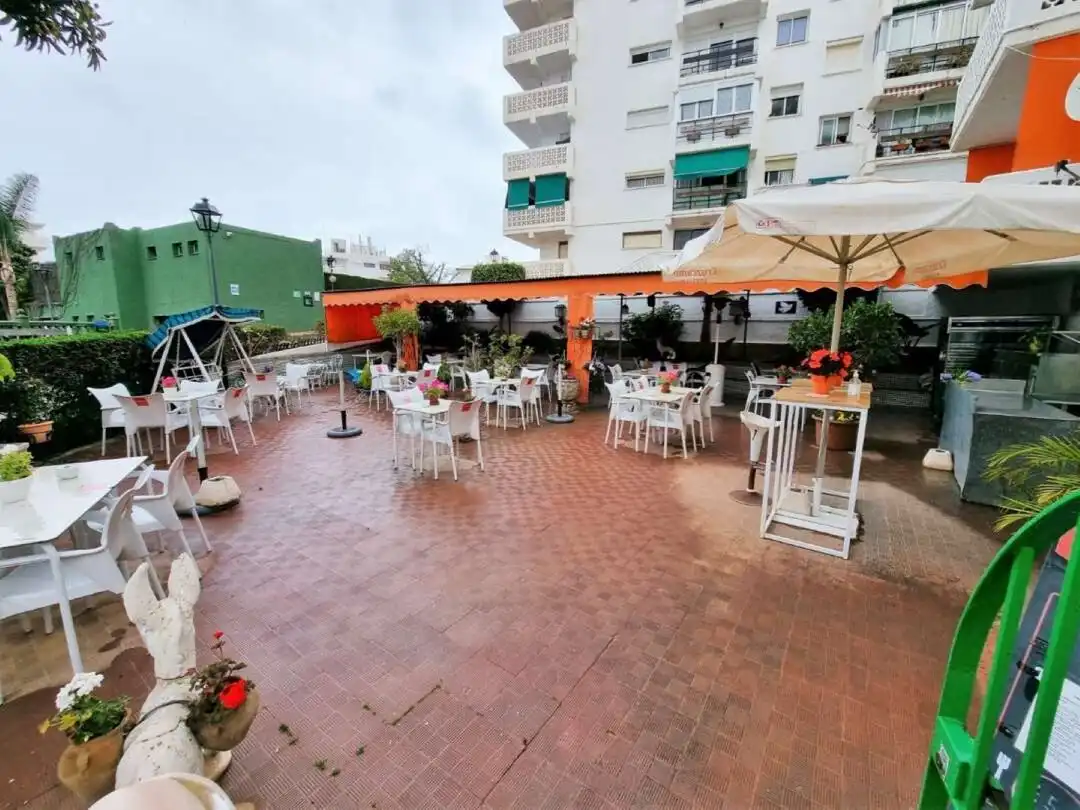 Terrasse von Geschaftsraum zum Verkauf in Estepona