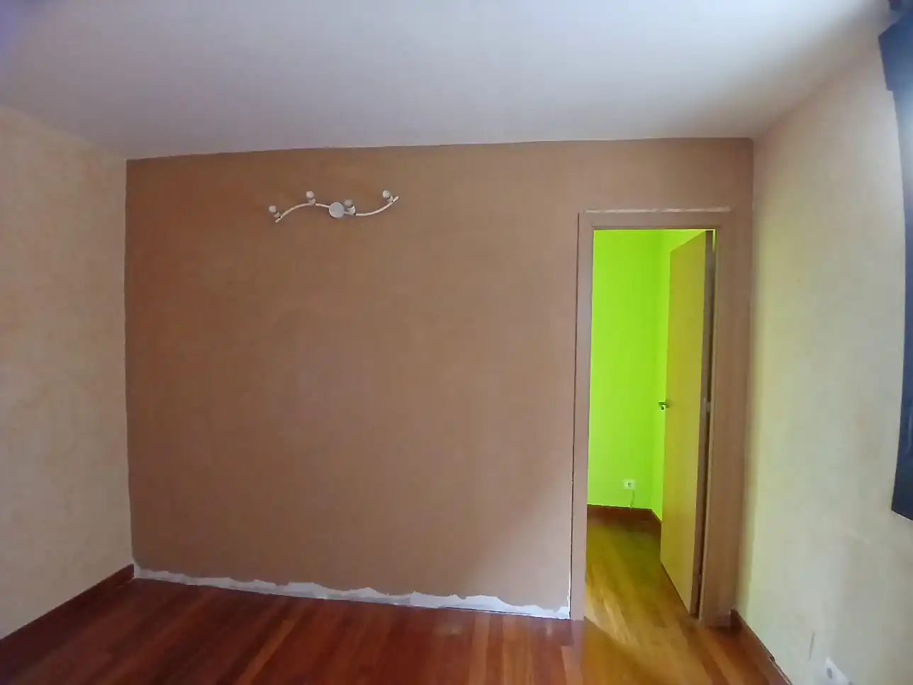 Habitación de Piso en venta en Medio Cudeyo con Calefacción, Parquet y Balcón