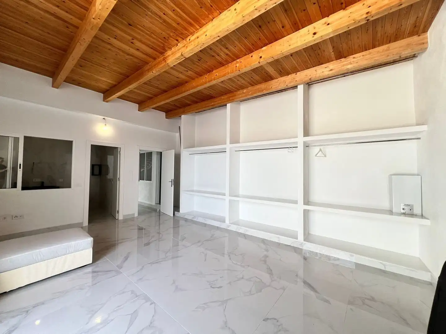 Sala d'estar de Casa o xalet en venda en Orihuela amb Aire condicionat, Jardí privat i Terrassa