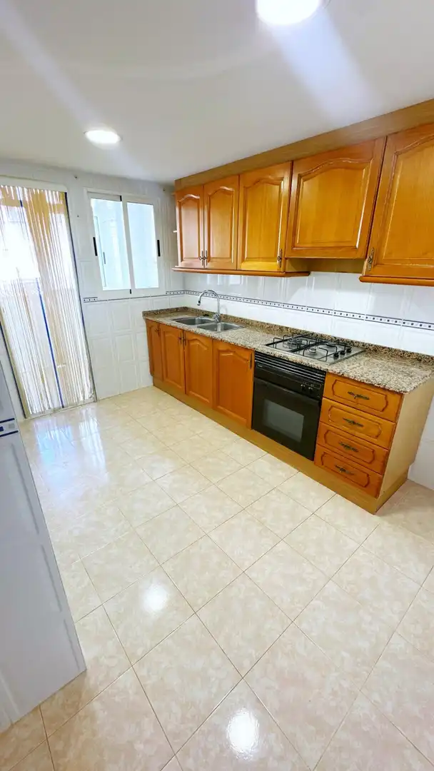 Cuina de Pis en venda en Gandia amb Aire condicionat, Calefacció i Balcó