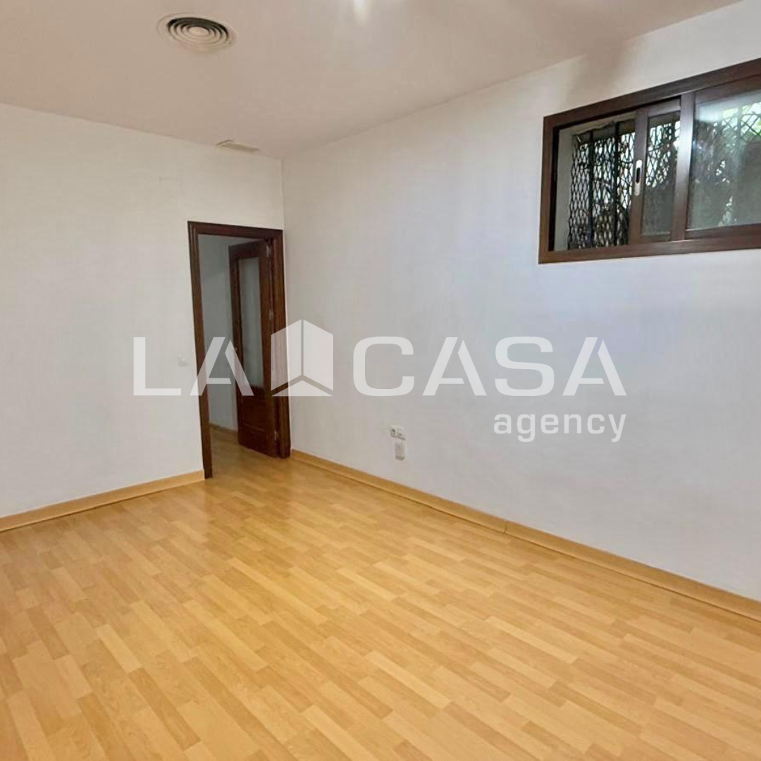 Flat for sale in  Sevilla Capital
